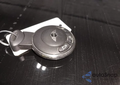 2013 Mini Hardtop Cooper S from USA, damaged, VIN WMWSV3C50DT476401